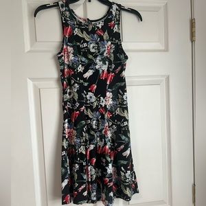 Mudd size small floral sleeveless dress